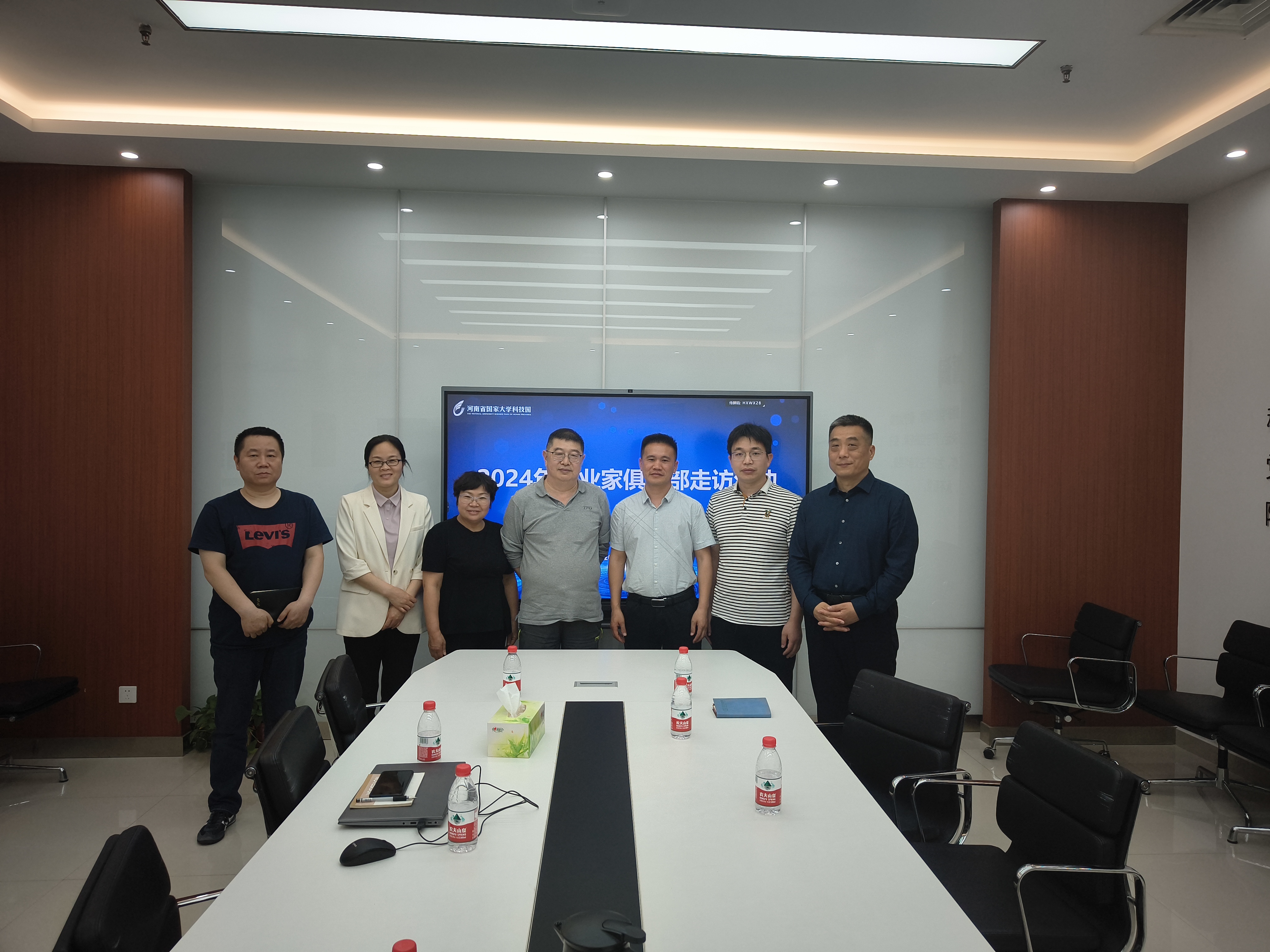 河南省国家大学科技园开展企业家俱乐部走访活动