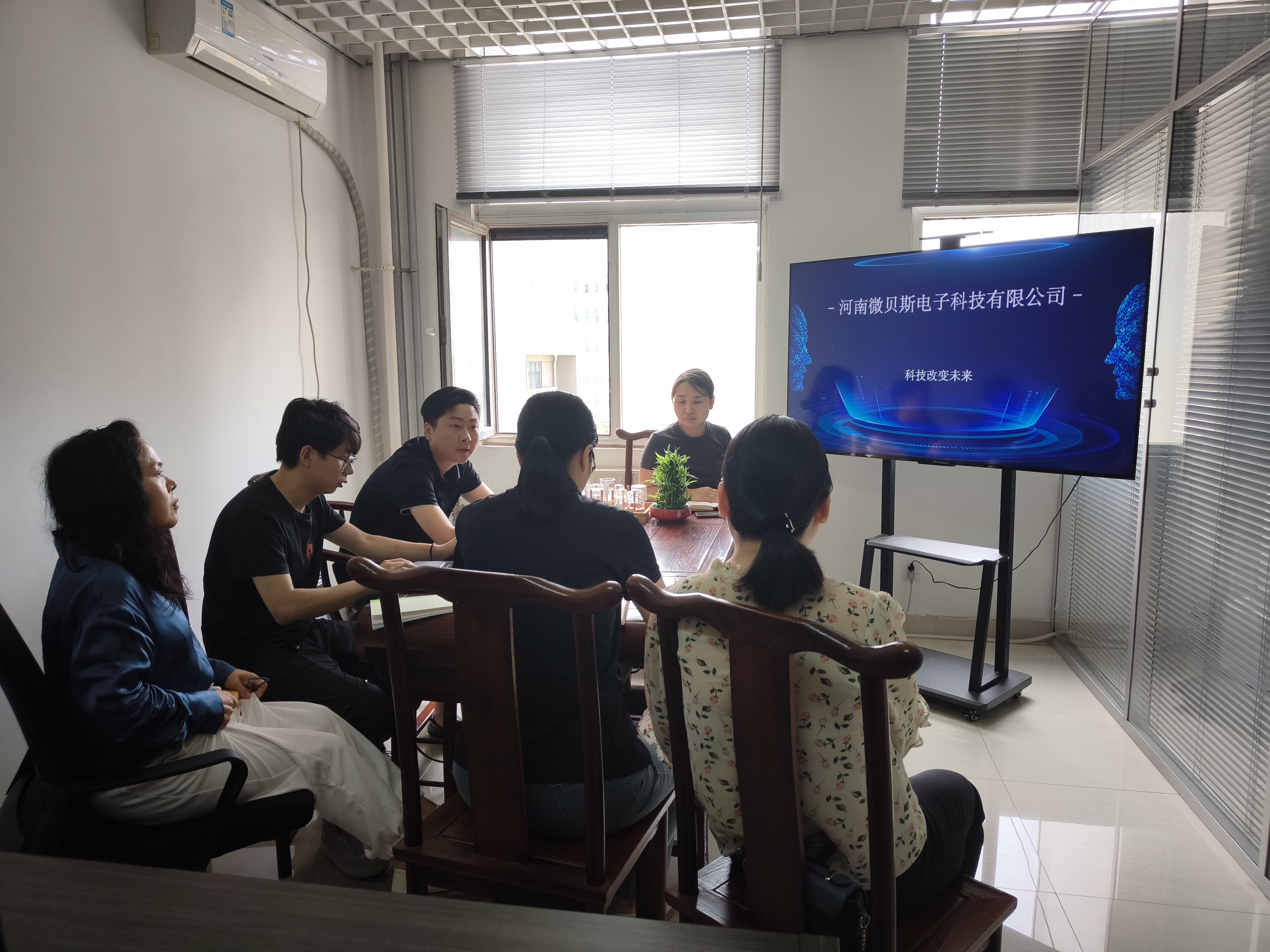 河南省国家大学科技园开展第四期企业家俱乐部走访活动